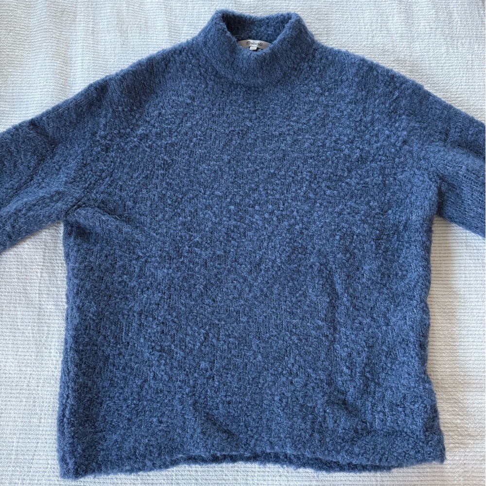 Cozy blue Madewell sweater- almost new.